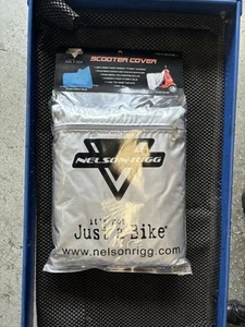 Nelson Rigg Scooter Cover Silver MD SC-800-02-MD - Picture 1 of 2