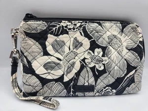 Vera Bradley Wristlet Clutch Womens Black White Floral Quilted Cotton Zip Pouch - Picture 1 of 2