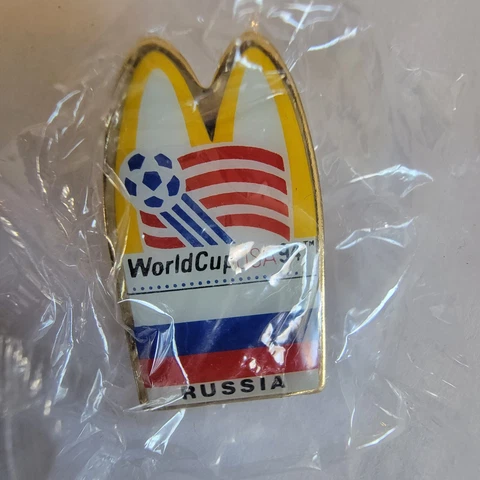 1994 WORLD CUP USA SOCCER McDONALDS RUSSIA NATIONAL TEAM FLAG PIN NEW Cover