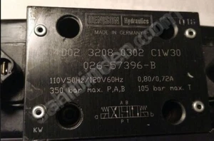 Denison Hydraulics 4D02 3208 0302 C1W30 OpenBox 4D0232080302C1W30 - Picture 1 of 2
