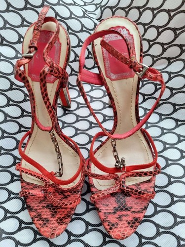 Christian Dior Rosa Corallo Serpente Scamosciato Cinturino a T Catena Tacchi Metallo Italia 38 5 7 5 8