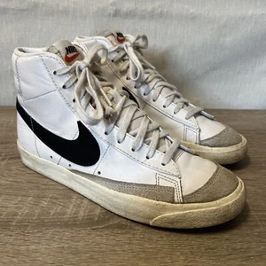 Nike Blazer Mid 77 Nero Bianco Scarpe da Ginnastica Sneakers Donna UK Taglia 6 - Foto 1 di 24