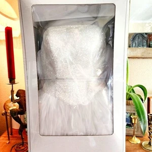 NWT David's Bridal White Wedding Dress Size 8 - Picture 1 of 4