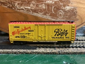 ATLAS  N SCALE BLATZ BEER OLD HEIDELBERG REEFER - Picture 1 of 2