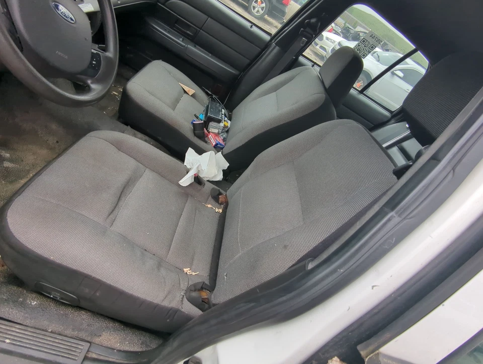 2006-2011 Ford Crown Victoria Driver Front Seat Oem KOI4S Foto 1 de 1