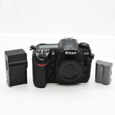 Cuerpo de cámara digital Nikon D200 10,2 MP SLR #834 Foto 1 de 4