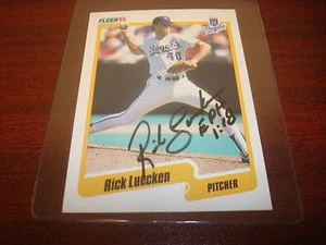 1990 FLEER # 113 RICK LUECKEN ROYALS ROOKIE Braves SIGNED AUTOGRAPH CARD - Picture 1 of 1