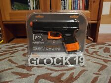 Umarex Glock 19 Gen 3 CO2 6mm Airsoft Gun - Black/Orange