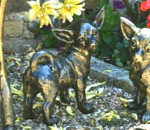Stehendes Chihuahua Gartenornament zum Verkauf - Bild 1 von 1