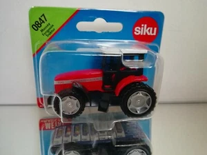 SIKU 0847 MASSEY FERGUSON TRACTOR ON BLISTER - Picture 1 of 3