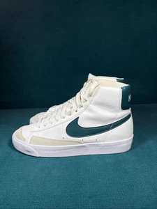 Nike Blazer Mid 77 Vintage white/green shoes size 5.5Y/7Women - Picture 1 of 8