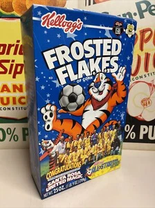 Tazón All-Star de cereal Kellogg's Frosted Flakes 2001 25 oz caja completa sellado de fábrica - Imagen 1 de 3