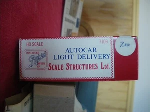 Scale Structures: Autocar Light Delivery: # 7109 *actual shipping* - Bild 1 von 3