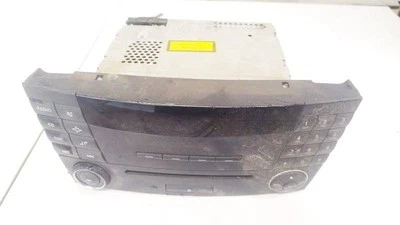 A2118705089 Kassettenradio Autoradio  Mercedes-Benz CLS-CLASS DE2344637-97 - Bild 1 von 4