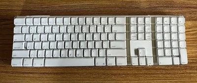 OEM Apple A1016 Wireless Bluetooth Mechanical Keyboard White w/ Number Pad - Image 1 of 4