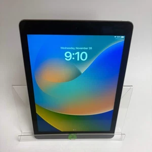 WiFi Only Apple iPad Pro 9.7" 128GB 16.7.8 Space Gray MLMV2LL/A - Picture 1 of 11