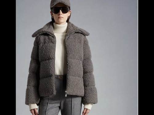 Piumino corto MONCLER GORGEOUS grigio metallizzato nuova collezione!
