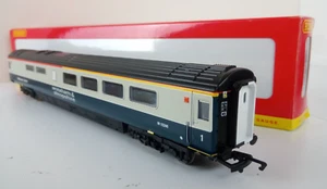 Hornby OO Gauge MK3a RFB Buffet Coach Wrexham & Shropshire Blue & Grey M10246 - Foto 1 di 11