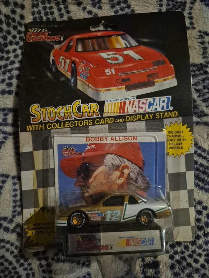 Bobby Allison #12 Genérico Miller High Life 1988 Buick Regal 1:64 Nueva Caja Dmg Foto 1 de 4