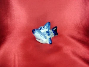 Figura de porcelana soviética rara tiburón blanco azul Gzhel cobalto pintura a mano  - Imagen 1 de 5