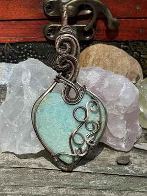 Pingente embrulhado com fio de cobre coração de amazonita feito à mão presente joias de pedra preciosa - Imagem 1 de 3