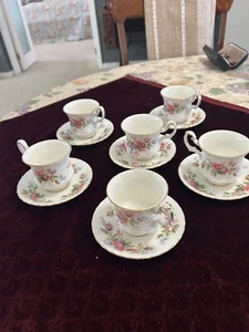 VINTAGE 1956 Royal Albert Moss Rose 12pc Tea Cup & Saucer Set NEVER USED MINT - Picture 1 of 5