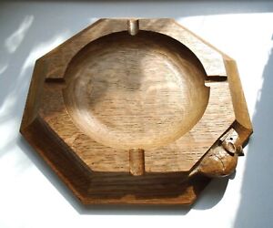 RARE ROBERT MOUSEMAN THOMPSON HAND CARVED OCTAGONAL ASHTRAY WITH SIGNATURE MOUSE