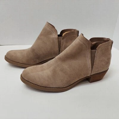 Carlos by Carlos Santana Booties Tan Brown Faux Suede Ankle Boots DAMAGED - Image 1 of 4