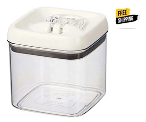 Better Homes & Gardens Canister - 4.5 Cup Flip-Tite Square Food - Picture 1 of 5