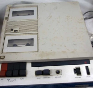 Reproductor/grabadora de casete doble vintage - Imagen 1 de 3