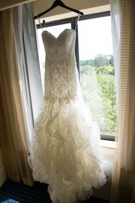 Vestido de novia estilo sirena personalizado Foto 1 de 4