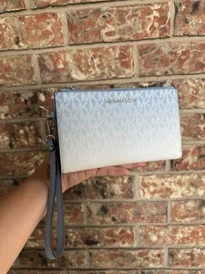 Michael Kors Jet Set Viaje Grande Doble Cremallera Muñequera Billetera Azul Cielo Claro - Imagen 1 de 6