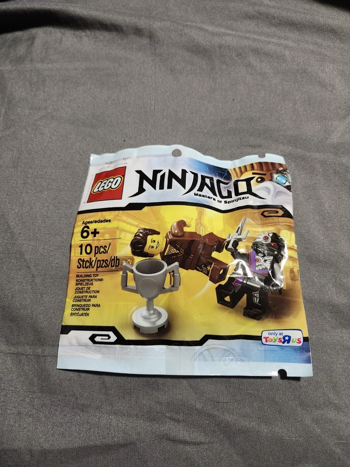 LEGO NINJAGO: Ninjago боевой набор (5002144) игрушки R нас полиэтиленовый пакет - совершенно новый/запечатанный - Изображение 1 из 4