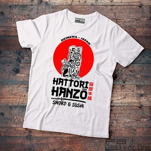 T-Shirt MAGLIETTA KILL BILL HATTORI HANZO SWORD & SUSHI COTONE UOMO DONNA - Imagen 1 de 5