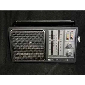 Ricevitore Vintage GE General Electric 4 Bande TV/WB/AM/FM Radio 7-2945A TV Suono Funziona - Foto 1 di 6