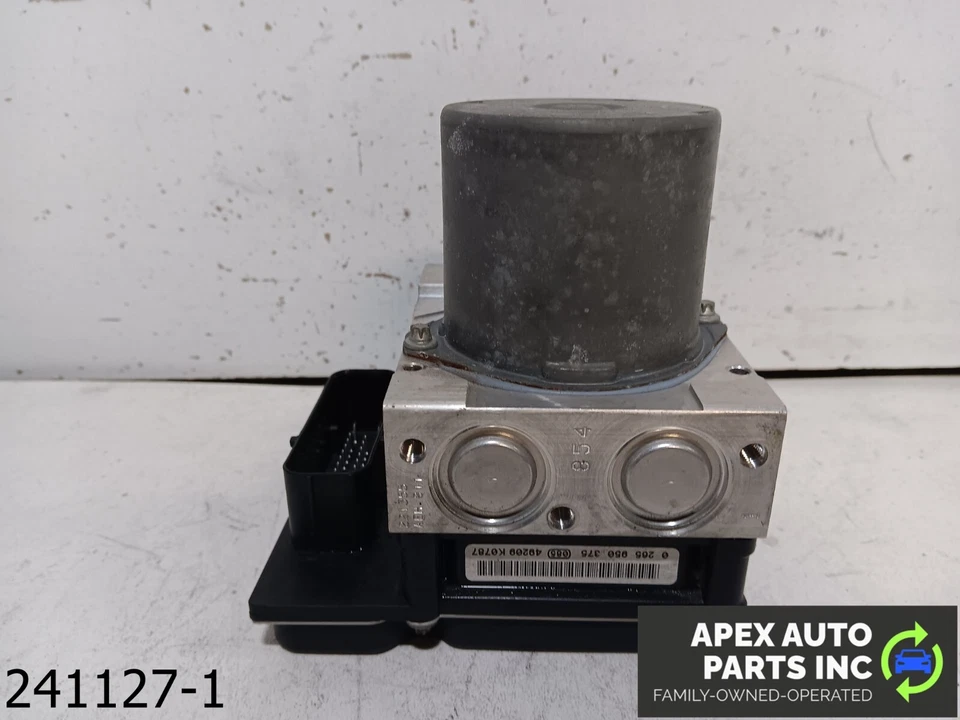 Módulo de bomba de freno antibloqueo ABS de 3,0 L BMW 530i 2004-2007 OEM 6769708 Foto 1 de 4