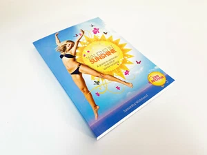 Walking In Sunshine Spray Tanning Book - Bild 1 von 1