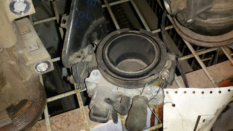 Throttle Body Throttle Valve Assembly 4-146 2.4L Fits 97-98 CAVALIER 334198 - Image 1 of 1