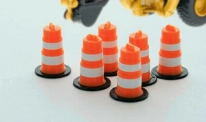 HO 1/87 3D to Scale ORANGE HIGHWAY / TRAFFIC / ROAD BARRELS  ( SIX per Pack)  - Picture 1 of 3