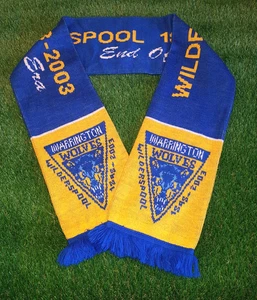 Warrington Wolves Wilderspool End Of An Era 1898-2003 Vintage Rugby Scarf - Picture 1 of 3
