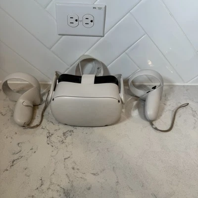 Meta Quest 2 VR Headset 128GB w/ Controllers/Regular Strap - Tested and Working - Image 1 of 4