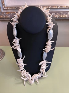Women’s Pink Blue Shell Fantastic Vintage Jewelry Boho Summer Necklace - Picture 1 of 7