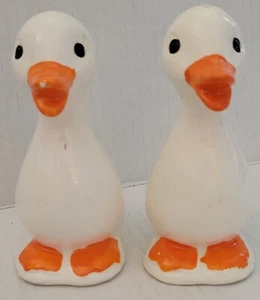 Vintage Enesco  White Ceramic Ducks  Salt & Pepper Shakers Japan - Picture 1 of 5