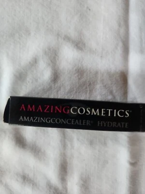 Increíble Corrector Cosmético CARAMELO OSCURO 0.08floz Hecho en EE. UU., ¡Nuevo! C7 Foto 1 de 2