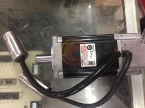 One USED OMRON SERVO MOTOR R7M-A10030-S1-D R7MA10030S1D - Picture 1 of 6