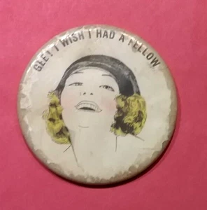 (Pgasteelers1 ) Woman's Face "Gee I Wish I Had A Fellow" Round- Size  2 1/8"🌠 - Picture 1 of 3