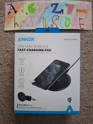 Anker Fast Charging Black Pad With Wall Charger 10 Watt Max - Image 1 of 4