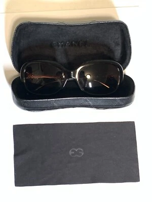 Gafas de sol Chanel doradas con logotipo CC lazo marrón modelo 5170 C.714/3B 58-17 135 mm 2N Foto 1 de 4