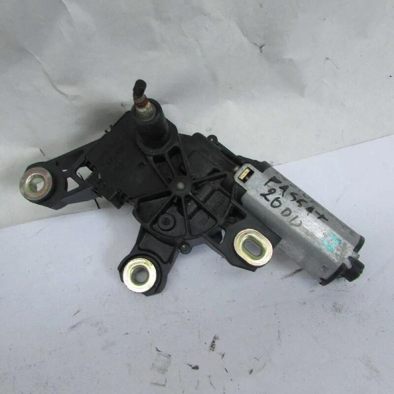 Rear windshield wiper engine VOLKSWAGEN PASSAT B5 19962001 1996-2001 used (2948) Foto 1 de 1