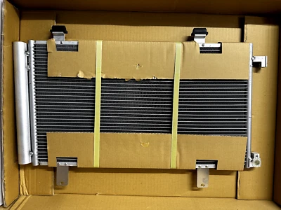 Condensador de aire acondicionado 3693 para 2007 2008 2009 2010 2011 2012 2013 Suzuki SX-4 SX4 TYG Foto 1 de 4